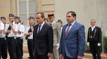 Ermənistan və Fransa müdafiə nazirləri görüşüb