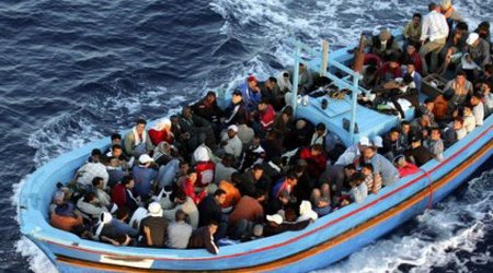 KİV: İspaniyaya miqrant daşıyan gəmi batıb, azı 35 nəfər ölüb