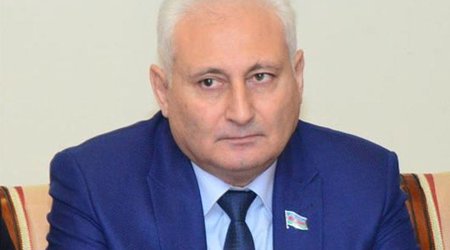 Sosial şəbəkələrdə minalarla üzbəüz qalmışıq - Hikmət Babaoğlu 