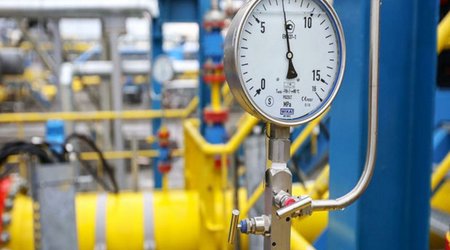 Цена газа в Европе в I полугодии упала в два раза