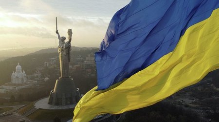 Ukrayna Rusiya şirkətlərinə sanksiya qoyub