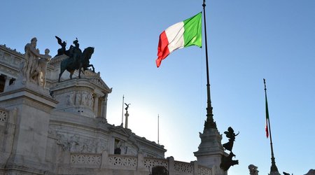 Italy freezes 2 billion euros in assets of Russian, Belarusian citizens