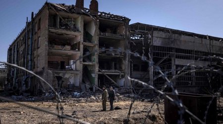 Russian forces shell Kherson