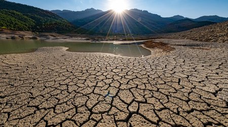 June was world's hottest on record, EU scientists say