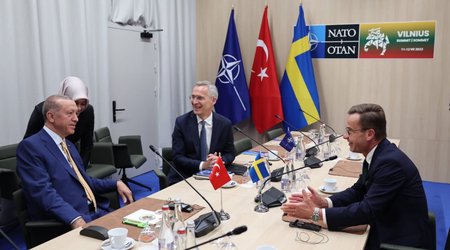 Ərdoğan Stoltenberq və İsveç Baş Naziri ilə üçtərəfli görüş keçirib