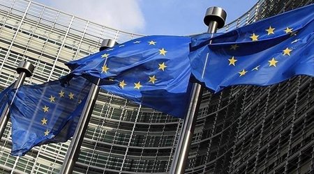 Media: Aİ Zelenskini Brüsseldəki sammitə dəvət etmək niyyətində deyil