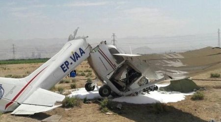 İranda təlim təyyarəsi qəza keçirdi