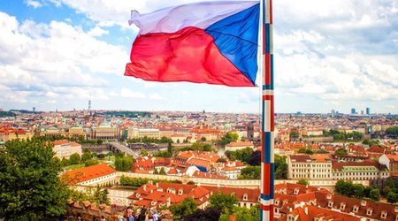 Чехия намерена продлить временную защиту для украинских беженцев