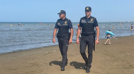 В МВД Азербайджана призвали родителей не оставлять без присмотра детей на пляжах