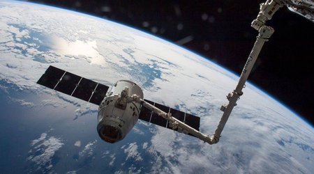 Çin kosmosa 7 yeni peyk buraxıb