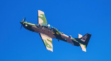 Nigeriya aviasiyası qanunsuz neft emalı ilə məşğul olan zavodları məhv edib