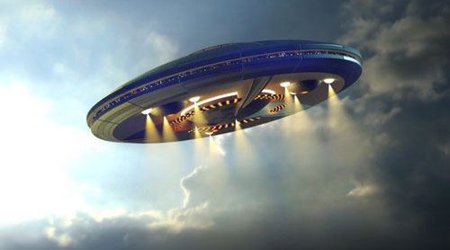 Pentaqon UFO-larla bağlı məxfi məlumatları təqdim edəcək