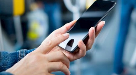 Azərbaycana gətirilən mobil cihazların qeydiyyatına görə rüsum azaldılır