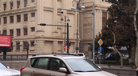 Bu il Azərbaycana idxal olunan avtomobillərin sayı artıb- STATİSTİKA