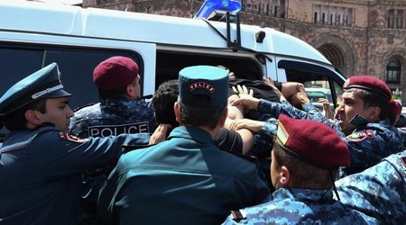 Yerevan police detain 30 protesters