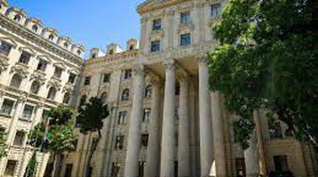 Париж выступил против участия Анкары во встрече в Гранаде – МИД