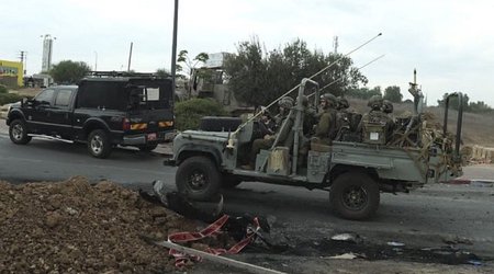 Israeli army begins to clear border area with Gaza Strip from terrorists