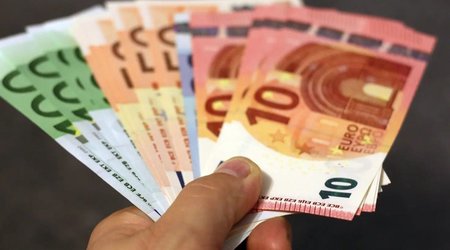 EU debt to reach 900B euros in 3 years