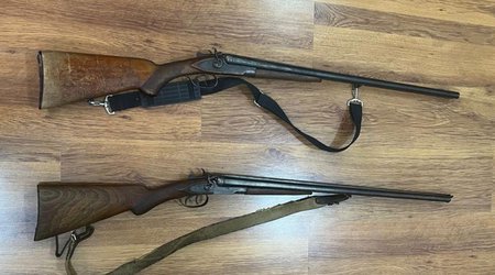 В Хачмазе добровольно сдали полиции два незарегистрированных ружья