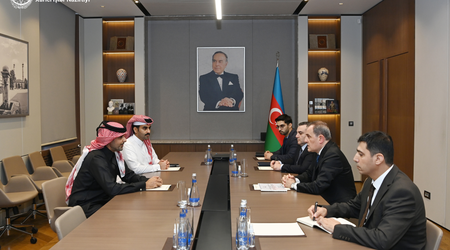 Ceyhun Bayramov Qətər səfirini diplomatik fəaliyyətinin başa çatması münasibətilə qəbul edib