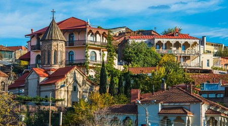Gürcüstanda mənzil alan rusların sayı artır