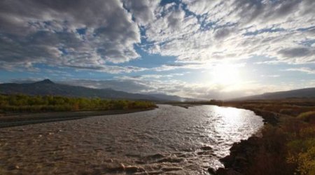 Armenia, Iran working on project for new bridge over Araz River