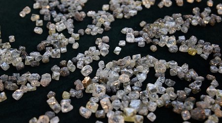 Canada, G7 banning direct import of Russian diamonds