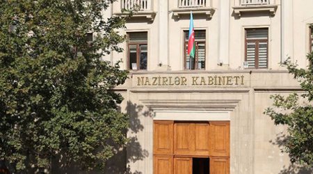 В Азербайджане продлили карантинный режим