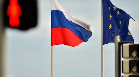 EU not to lift anti-Russian sanctions after end of fighting in Ukraine, Russian media