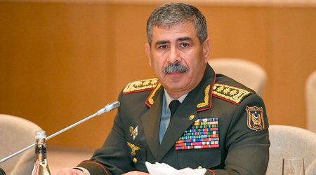 Министр обороны Азербайджана выразил соболезнования турецкой стороне