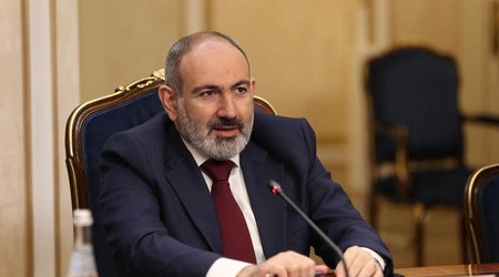 Nikol Pashinyan arrives in St. Petersburg