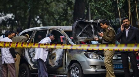 Blast near Israel embassy in Delhi, 2 suspects caught on CCTV