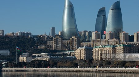 В Баку содержание угарного газа в воздухе превысило норму