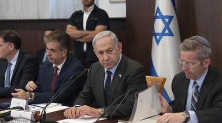 Israel's security cabinet discusses possible resumption of talks with Hamas