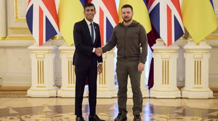 UK and Ukraine sign security agreement