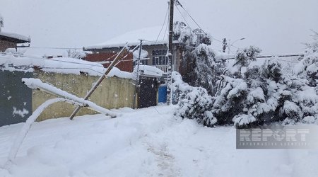 В южных районах Азербайджана непогода привела к масштабным отключениям электроэнергии