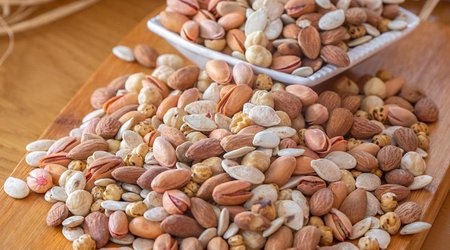 Ученые назвали вредные и полезные для сна продукты