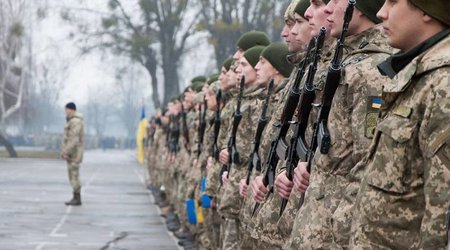 Zelenskyy reveals size of Ukrainian army