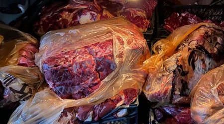 В Нахчыване обнаружено около тонны мяса неизвестного происхождения