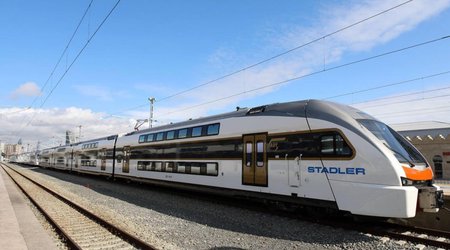 В Азербайджане железнодорожные перевозки пассажиров выросли на 30%