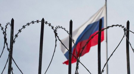 Число подсанкционных физических лиц и компаний России превысило 6 тыс.