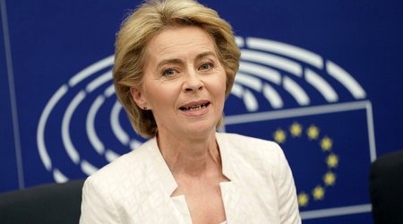 Урсула фон дер Ляйен поздравила президента Ильхама Алиева