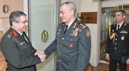 Хикмет Мирзоев встретился с командующим Сухопутными войсками Турции