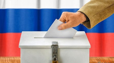 В Азербайджане россияне активно голосуют на выборах президента РФ