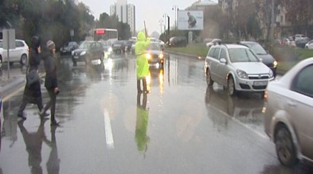 Дорожная полиция обратилась к водителям в связи с непогодой
