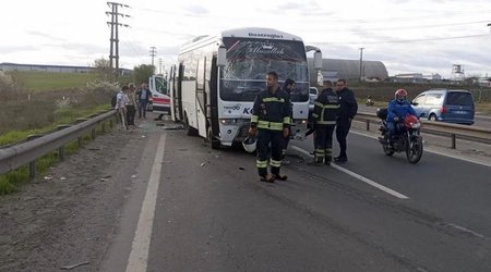 Bus acident injures 16 in Türkiye