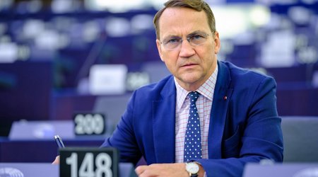 Polish FM: If Belarus is ready, then let it start a war