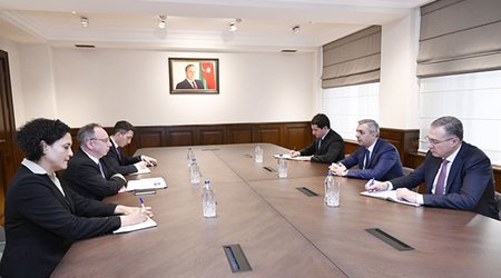 Samir Nuriyev Asiya İnkişaf Bankının departamentinin Baş direktoru ilə görüşüb