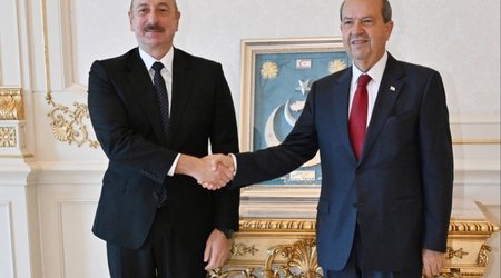 Ersin Tatar İlham Əliyevə zəng edib