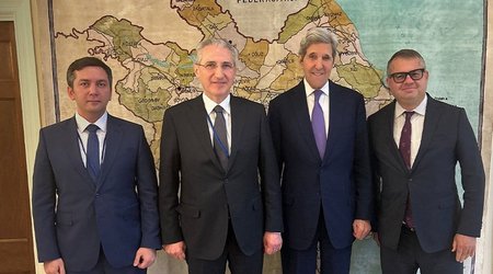 Джон Керри посетил посольство Азербайджана в Вашингтоне